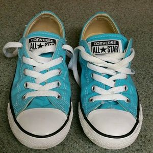 Converse lowest price going to yard sale 5/25